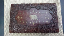 Load image into Gallery viewer, Hand Crafted Jewelery Box